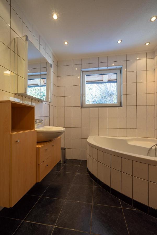 MAXAlpin Appartements Längenfeld Exterior foto